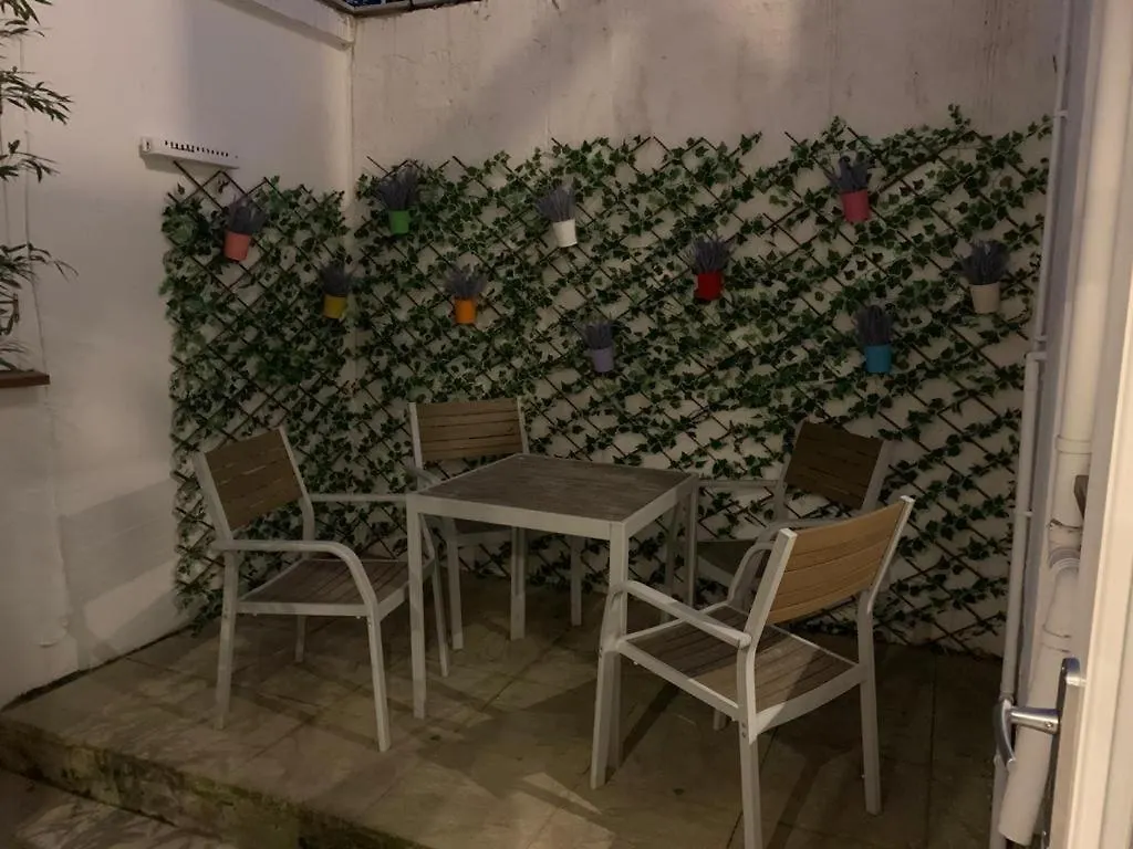 Powis Square Brighton Apartment